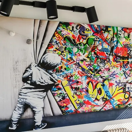 Апартаменты Ziebicka 2 *